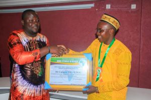 RECONNAISSANCE DES MÉRITES AU BÉNIN: L&rsquo;ong Étoile d’Afrik honore Yacoubou Guinéré