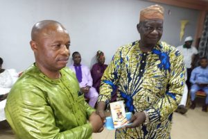 2 ÈME ÉDITION DU PRIX DE L&rsquo;INDÉPENDANCE AU BÉNIN : Tiburce Langanfin sacré lauréat de la catégorie meilleur impact politique.