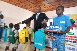 CÉRÉMONIE DE LANCEMENT OFFICIEL DES DISTRIBUTIONS DES FOURNITURES SCOLAIRES À NATITINGOU : La Fondation MTN Bénin dote les écoliers et élèves de 5.000 kits scolaires