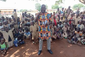 MISE EN ŒUVRE DE LA CANTINE SCOLAIRE DANS LES ÉCOLES À PARAKOU : Adam Chabi Bouko accompagne les actions du gouvernement