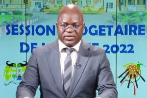 GESTION 2023 DU MINISTÈRE DES ENSEIGNEMENTS SECONDAIRES AU BÉNIN : Kouaro Yves Chabi défend un projet budgétaire de plus de 189 milliards