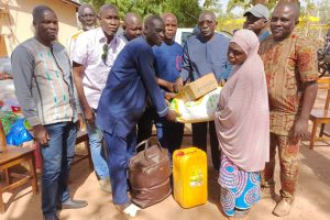 ACTE HUMANITAIRE À TANGUIÉTA : Le consule burkinabè à la rescousse de ses compatriotes