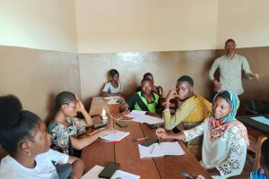 FORMATION EN JOURNALISME AU GROUPE DE PRESSE BARUKA MÉDIAS : Aliou Toundé initie les stagiaires à l&rsquo;écriture journalistique