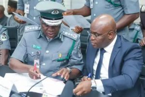 SÉANCES DE TRAVAIL ENTRE LES ADMINISTRATIONS DOUANIÈRES BÉNIN- NIGÉRIA : Voici les mesures d’améliorations décidées par les deux directeurs généraux