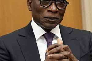 EMBELLISSEMENT DES ESPACES PUBLICS À L&rsquo;OCCASION DES FÊTES AU BÉNIN : Patrice Talon interdit toutes peintures sur les bordures des trottoirs