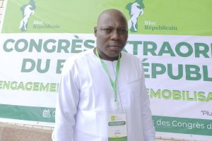 ÉLU MEMBRE DU BUREAU POLITIQUE NATIONAL DU BLOC RÉPUBLICAIN : Le Maire Simon Dinan réitère son engagement pour l&rsquo;encrage du cheval dans le Plateau