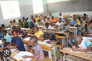 CONCOURS DE DICTÉE À TANGUIÉTA : Une initiative de Kiando Noïa Sandrine pour relever le niveau des élèves