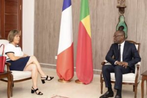 AMBASSADE DE FRANCE PRÈS LE BÉNIN : Marc Vizy passe le témoin à Nadège Chouat