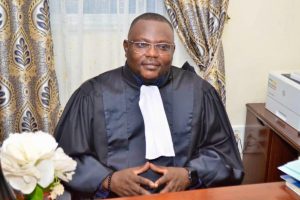 TRIBUNAL DE PREMIÈRE INSTANCE D&rsquo;APLAHOUE : Le nouveau président Guy Noukpo Honga investi dans ses fonctions