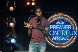 FINALISTE DU CONCOURS « MON PREMIER MONTREUX AFRIQUE » : Sam du Barça, fierté béninoise de l’humour francophone