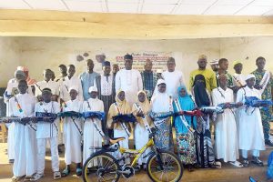 CONCOURS DE MÉMORISATION DU SAINT CORAN À KOUANDÉ : Dr Mouhamed Bawa Cissé célèbre l’excellence religieuse et invite à la cohésion sociale