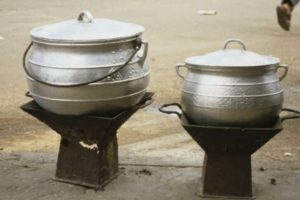 ABOMEY-CALAVI : Un électricien écope de 24 mois de prison pour vol de marmites