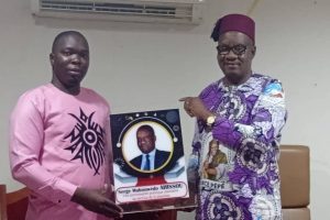 CÉRÉMONIE DE RECONNAISSANCE À ABOMEY : L&rsquo;ex Ministre Serge Ahissou honoré pour son engagement social