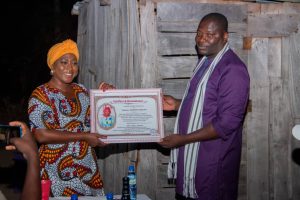 RECONNAISSANCE DU LEADERSHIP FÉMININ À PARAKOU : Ewa Afrika Groupe célèbre l&rsquo;engagement politique de la C.a Adiza Arouna