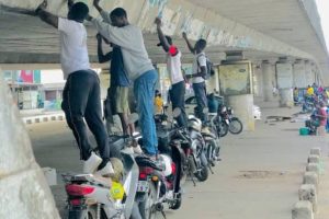AFFICHAGE PUBLICITAIRE EN PÉRIODE DE CAMPAGNE ÉLECTORALE AU BÉNIN : Le gouvernement tire la sonnette d’alarme et rappelle les règles strictes
