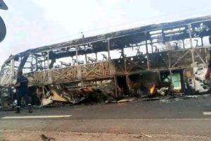 COLLISION ENTRE UN BUS ET UN CAMION D&rsquo;ESSENCE : Un grave incendie à Malanville fait d’importants dégâts matériels