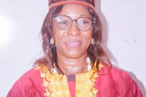 LEADERSHIP FÉMININ ET EXCELLENCE ACADÉMIQUE : Après l’hémicycle, Émilie Tiboute Sama rejoint le rang des docteurs