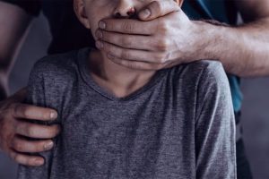ABUS SEXUELS PRÉSUMÉS SUR DES MINEURS À BOHICON : Plusieurs personnes interpellées dont un Pasteur