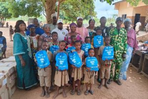 COOPÉRATION ENTRE NATITINGOU ET RILLIEUX-LA-PAPE : Près de 500 kits scolaires offerts aux élèves de Yototingou et de Tchakontè